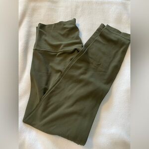 Lululemon Leggings | Color: green | Size: 6 |